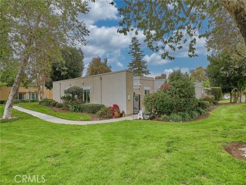 3004 Via Buena Vista C , Laguna Woods, CA