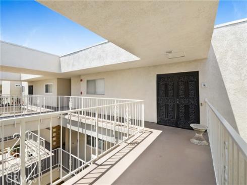 2384 Via Mariposa 3G , Laguna Woods, CA