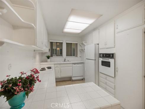 2319 Via Puerta O , Laguna Woods, CA