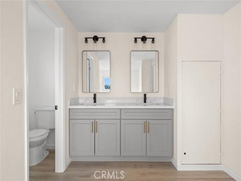 2134 Via Puerta O , Laguna Woods, CA