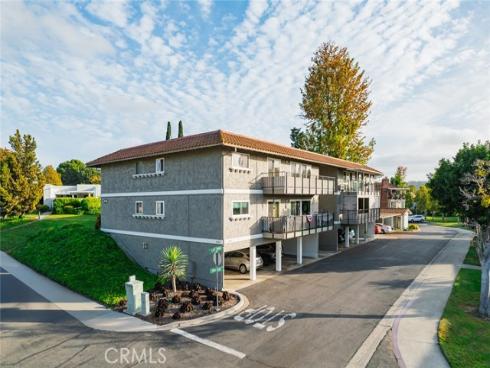 2134 Via Puerta O , Laguna Woods, CA