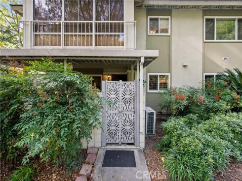 891 Ronda Sevilla #b , Laguna Woods, CA