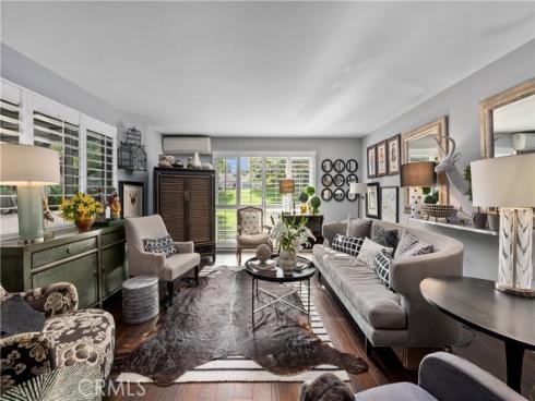 891 Ronda Sevilla #b , Laguna Woods, CA