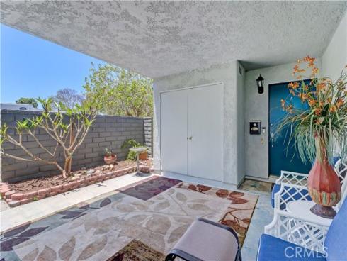 2109 Via Puerta A , Laguna Woods, CA