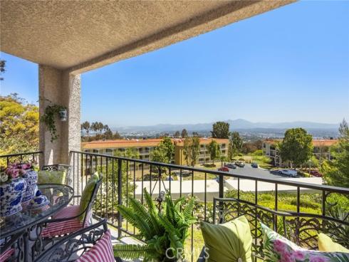 4007 Calle Sonora Oeste 1A , Laguna Woods, CA