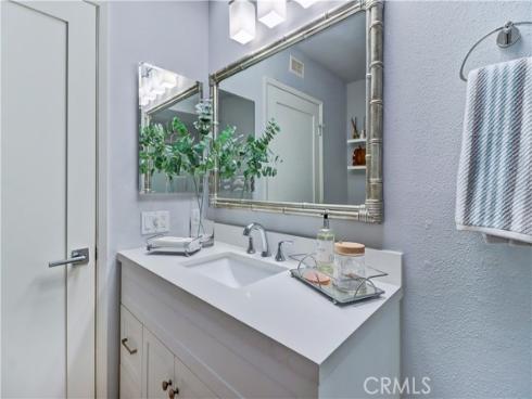 3521 Bahia Blanca C , Laguna Woods, CA