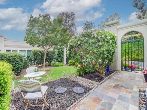 3521 Bahia Blanca C , Laguna Woods, CA