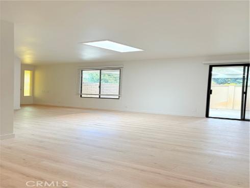 3088 Via Serena D , Laguna Woods, CA