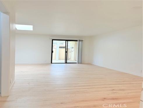 3088 Via Serena D , Laguna Woods, CA