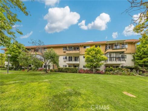 2394 Via Mariposa W 2D , Laguna Woods, CA