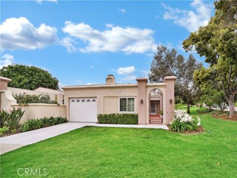 5509  Paseo Del Lago  C , Laguna Woods, CA