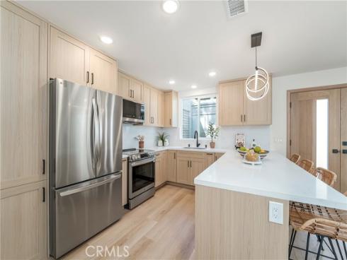 71 Calle Aragon B , Laguna Woods, CA