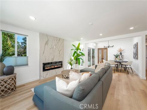 71 Calle Aragon B , Laguna Woods, CA