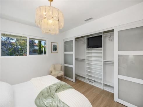 2070 Via Mariposa E N , Laguna Woods, CA