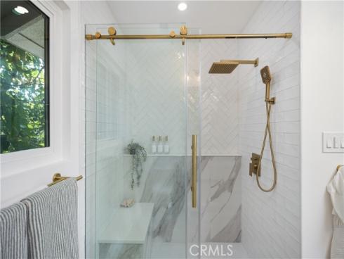 2070 Via Mariposa E N , Laguna Woods, CA