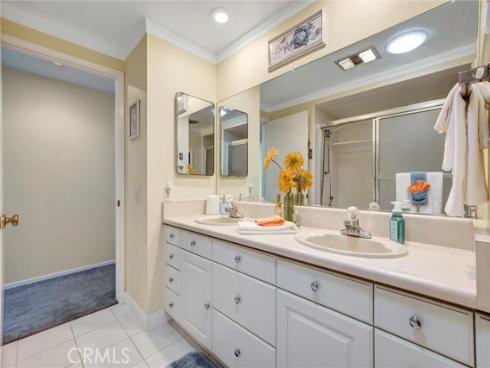 2160 Via Mariposa E D , Laguna Woods, CA