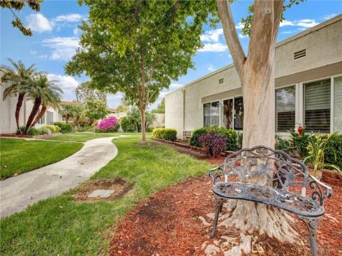 2160 Via Mariposa E D , Laguna Woods, CA