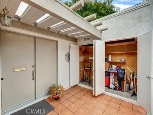 2160 Via Mariposa E D , Laguna Woods, CA