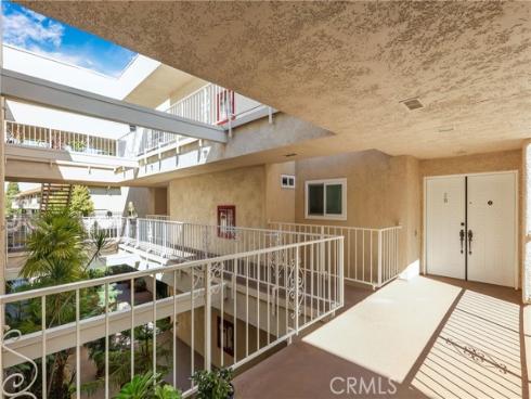 2386 Via Mariposa 2B , Laguna Woods, CA