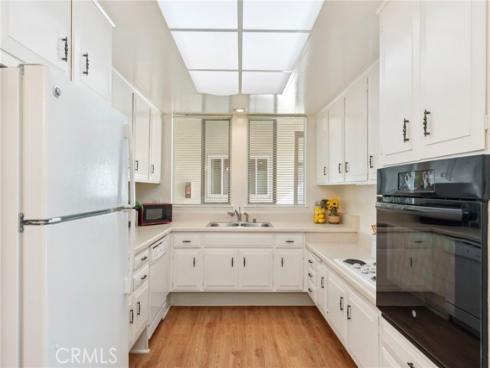 225 Avenida Majorca N , Laguna Woods, CA