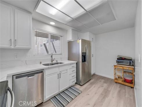 5510  Paseo Del Lago  2D , Laguna Woods, CA