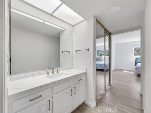 5510  Paseo Del Lago  2D , Laguna Woods, CA