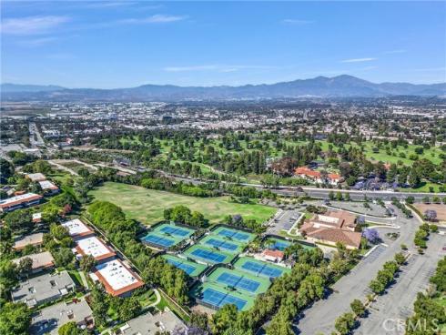 5510  Paseo Del Lago  2D , Laguna Woods, CA