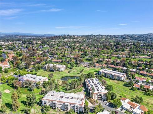 5510  Paseo Del Lago  2D , Laguna Woods, CA