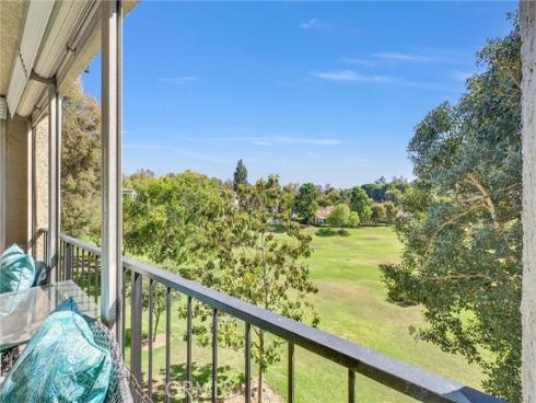 5510  Paseo Del Lago  2D , Laguna Woods, CA