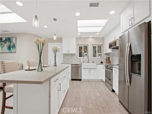 620 Avendia Sevilla N , Laguna Woods, CA