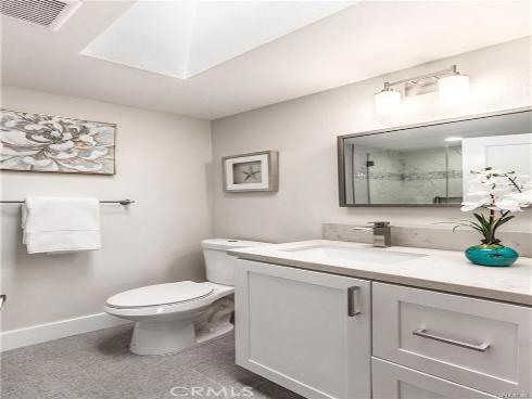 620 Avendia Sevilla N , Laguna Woods, CA