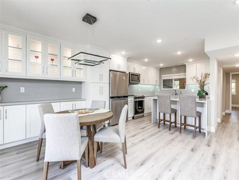 4014  Calle Sonora Oeste  2B , Laguna Woods, CA