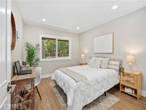 4025  Calle Sonora Este  2C , Laguna Woods, CA