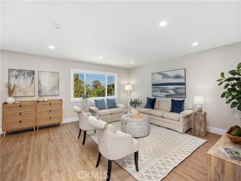 4025  Calle Sonora Este  2C , Laguna Woods, CA