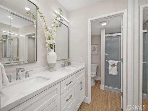 4025  Calle Sonora Este  2C , Laguna Woods, CA