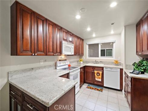 3304  Via Carrizo  O , Laguna Woods, CA