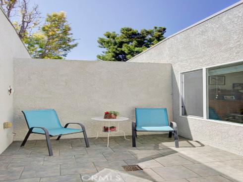 2372  Via Mariposa  B , Laguna Woods, CA