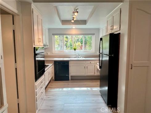 2057  Via Mariposa  B , Laguna Woods, CA