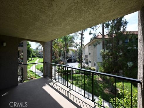 3241  San Amadeo  2H , Laguna Woods, CA