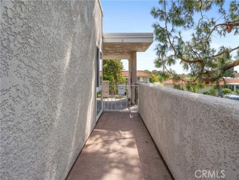 2267  Via Puerta  D , Laguna Woods, CA