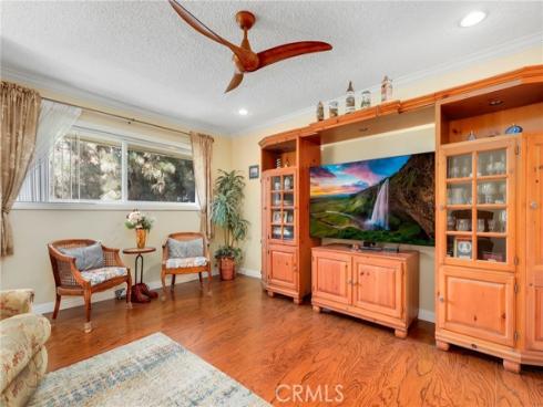 2402  Via Mariposa  3A , Laguna Woods, CA