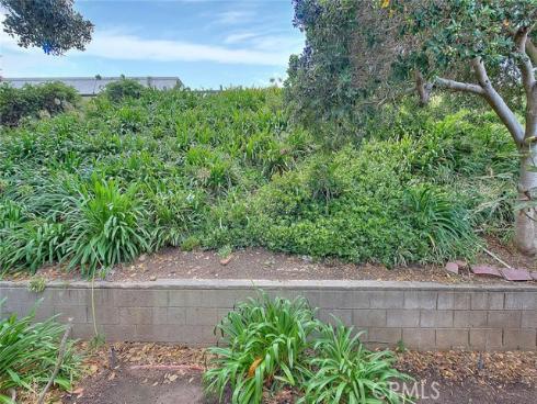 3077  Via Serena  B , Laguna Woods, CA