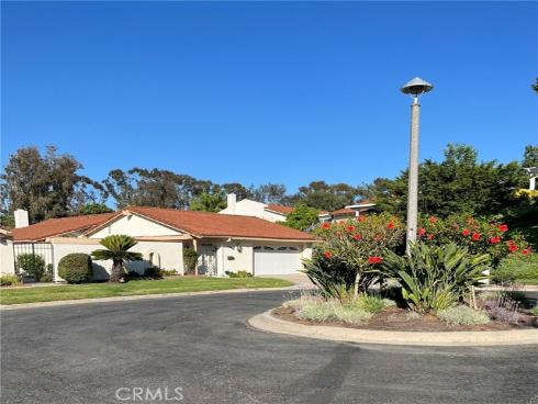 5149  Miembro  , Laguna Woods, CA