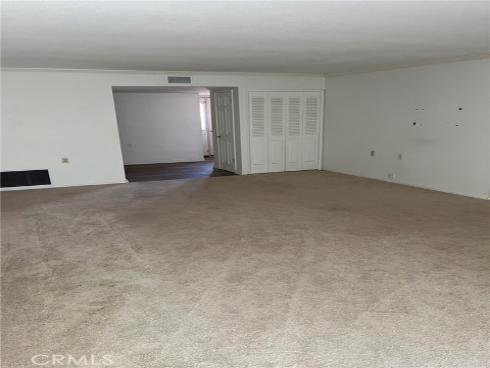 5149  Miembro  , Laguna Woods, CA