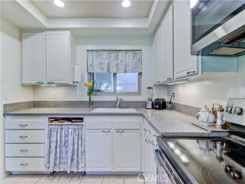 5490  Paseo Del Lago  C , Laguna Woods, CA