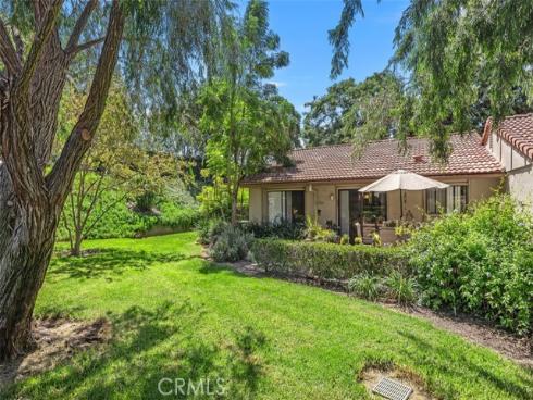 3205  Via Buena Vista  D , Laguna Woods, CA