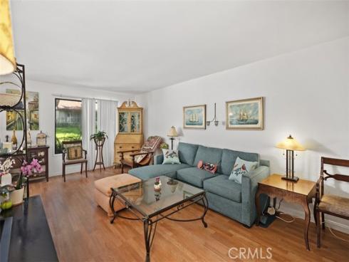 3205  Via Buena Vista  D , Laguna Woods, CA