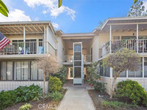 57  Calle Cadiz  T , Laguna Woods, CA