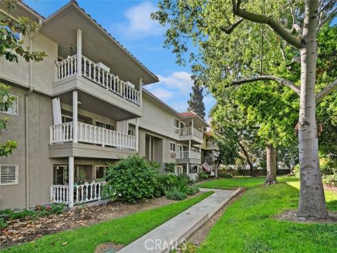 2405  Via Mariposa  2G , Laguna Woods, CA