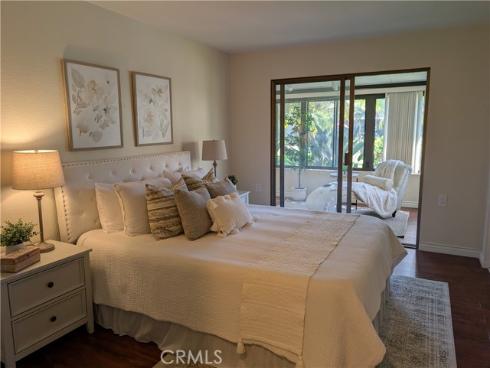 866  Ronda Mendoza  D , Laguna Woods, CA